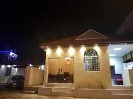 Lahzet Ghoroob Resort, holiday rental in Al Shafa