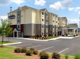 Microtel Inn & Suites by Wyndham Columbus Near Fort Moore, hotelli kohteessa Columbus