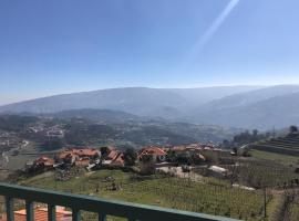 Douro vineyards and Mountains，Urgueira的公寓