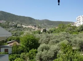 B1 Apt Mytilini