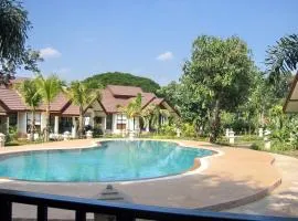 Pangrujee Resort