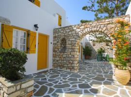 Ostria, hotel u Náousi