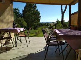 Il Lavandeto - farmhouse in the city, cottage in Siena