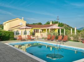 Villa Usce, holiday home in Komin