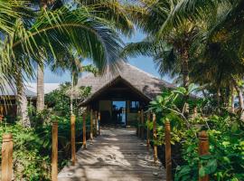 White Grass Ocean Resort & Spa، فندق في جزيرة تانا