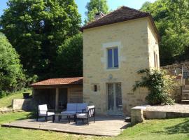 Les Tanneries, holiday rental in Flavigny-sur-Ozerain