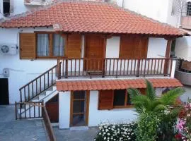 Traditional House Paschalis