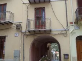 CASA DELL'ARCO