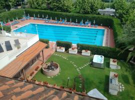 Residence Aurora – hotel w Albendze