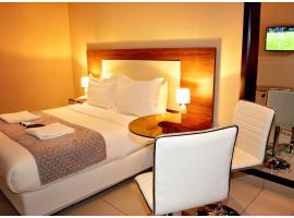 Eagle Nest Luxury Accommodation, Hotel in Roodepoort