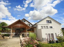 Pension Arzberghof, hotel v destinaci Beilngries