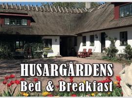 Husargårdens Bed & Breakfast, hotel with parking in Sjöbo