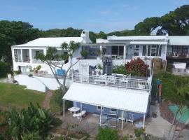 Blue's Guest House - East London Bonza Bay, спа-готель у місті Іст-Лондон