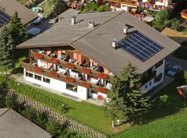 Residence Nordik, hotel a Sesto