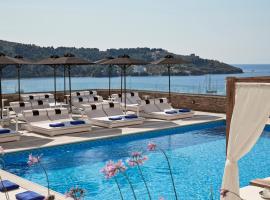 Skiathos Living: İskados şehrinde bir otel