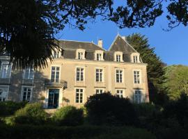 Chateau d'Estrac, cheap hotel in Hastingues