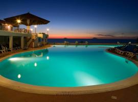 TH Gioiosa Mare - Capo Calavà Village、ジョイオーザ・マレーアのオールインクルーシブの宿