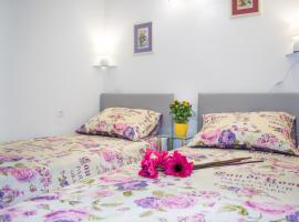 Apartment D&T, hotel in Split