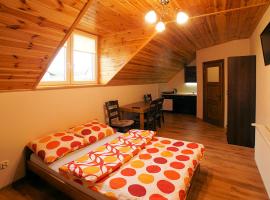 Noclegi Azyl, farm stay in Krajno-Zagórze