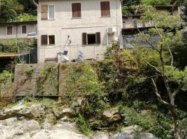 The River House, holiday rental in Agaggio Inferiore