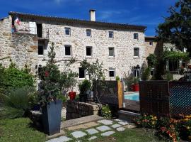 Le Mas de la Musardiere chambres d hotes, hotel i Les Assions