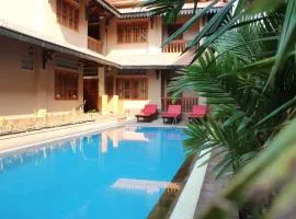 Shining Angkor Apartment Hotel