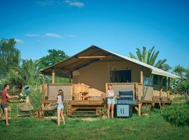 Camping Les Vertes Feuilles, hotell i Quend