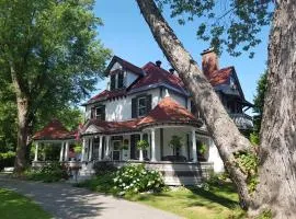 Les Trois Erables Boutique Inn