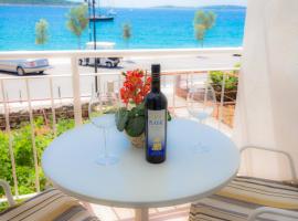 Family Nižić, hotel di Primošten