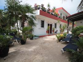 Villas Roseliz, beach hotel in Punta Allen