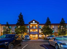 Best Western Visalia Hotel, hotel dekat Visalia Municipal Airport - VIS, 