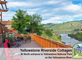 Yellowstone Riverside Cottages, hótel í Gardiner