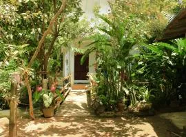 Serene Home Unawatuna
