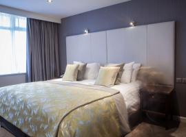Four Seasons Hotel & Leisure Club: Monaghan şehrinde bir otel