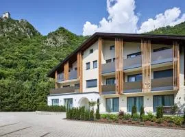 Residence Laitacherhof - Modern eingerichtete Apartments in der Nähe vom Zentrum von Klausen mit Pool