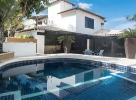 Buzios Geriba piscina e Hidro aquecida própria em condomínio