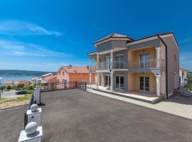 Moderne Souterrainwohnung, resort en Crikvenica