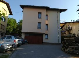 Apartments & Rooms 4 Rijeke, Cama e café (B&B) em Karlovac