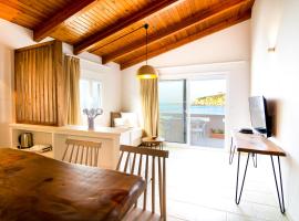 Sunrise Apartments, vacation rental in Agia Pelagia