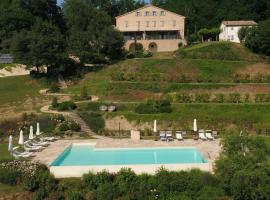 La Giravolta Country House, casa rural a Barchi