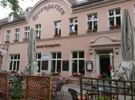 Restaurant Rosengarten: Neuruppin şehrinde bir Oda ve Kahvaltı