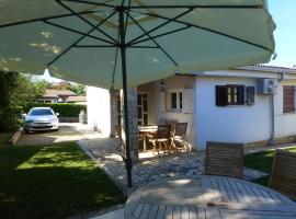 Apartments Mladen, accessible hotel in Njivice