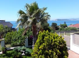 B&B VILLA ELISA, bed and breakfast a Quartu SantʼElena