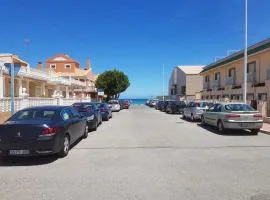 A un paso del mar La Mata