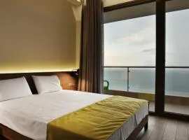 Mistral Hotel