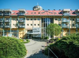 Hotel Panoráma, spa hotel in Balatongyörök