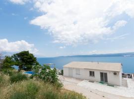 Apartments Katarina, hotel di Lokva Rogoznica