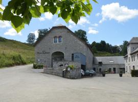 Les gîtes "Cœur de ferme"، فندق رومانسي في Celles