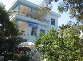 Mavi Pension, hotel v destinaci Ayvalık
