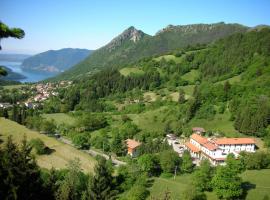 Hotel Conca Verde, hotel a Zone